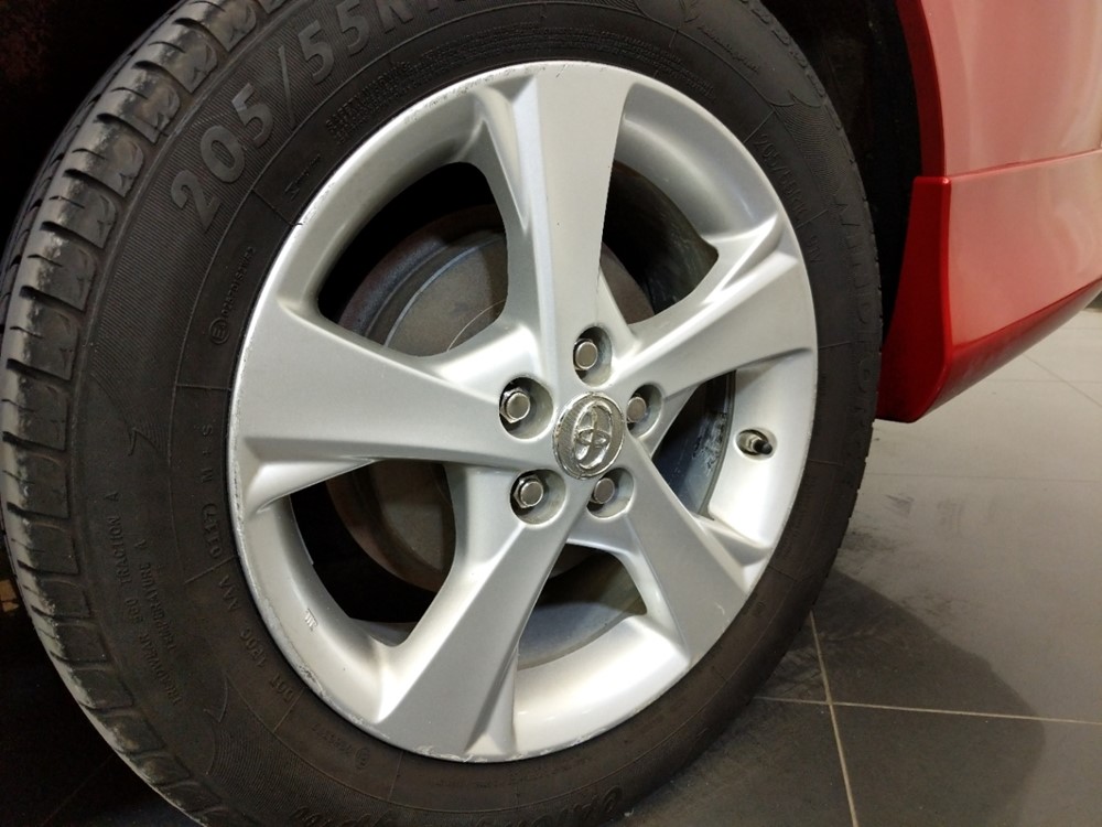 2013 Toyota Corolla - Wheel