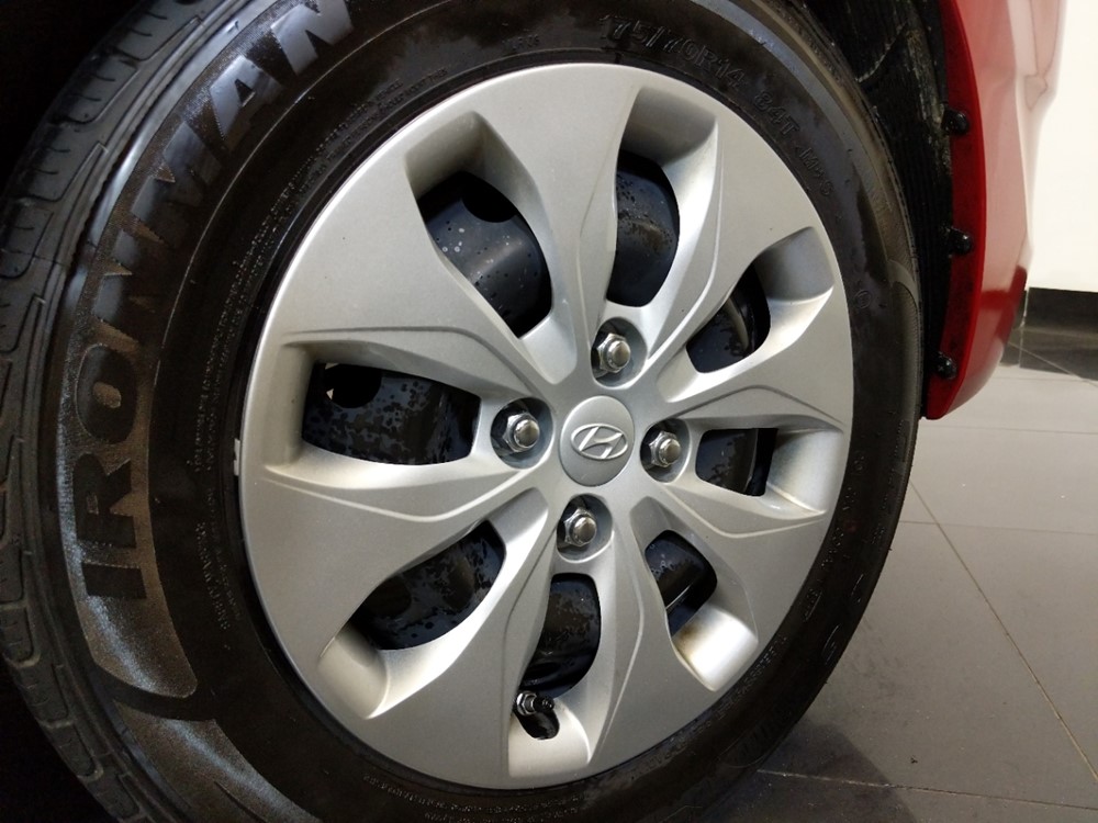 2017 Hyundai Accent - Wheel