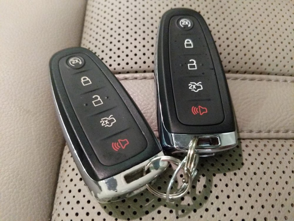 2015 Lincoln MKX - Keys