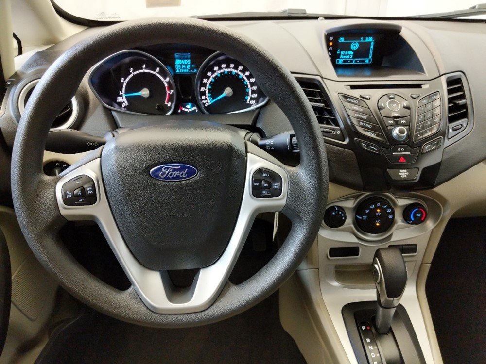 2017 Ford Fiesta - Driver Dash