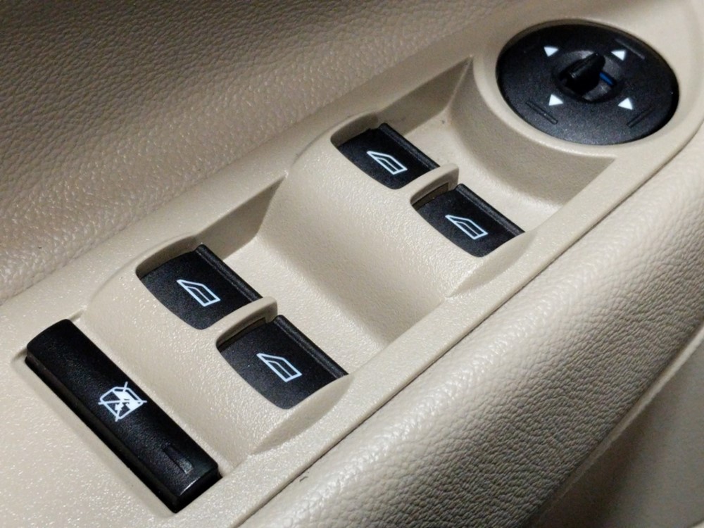 2016 Ford Escape - Driver Power Windows/Lock Control
