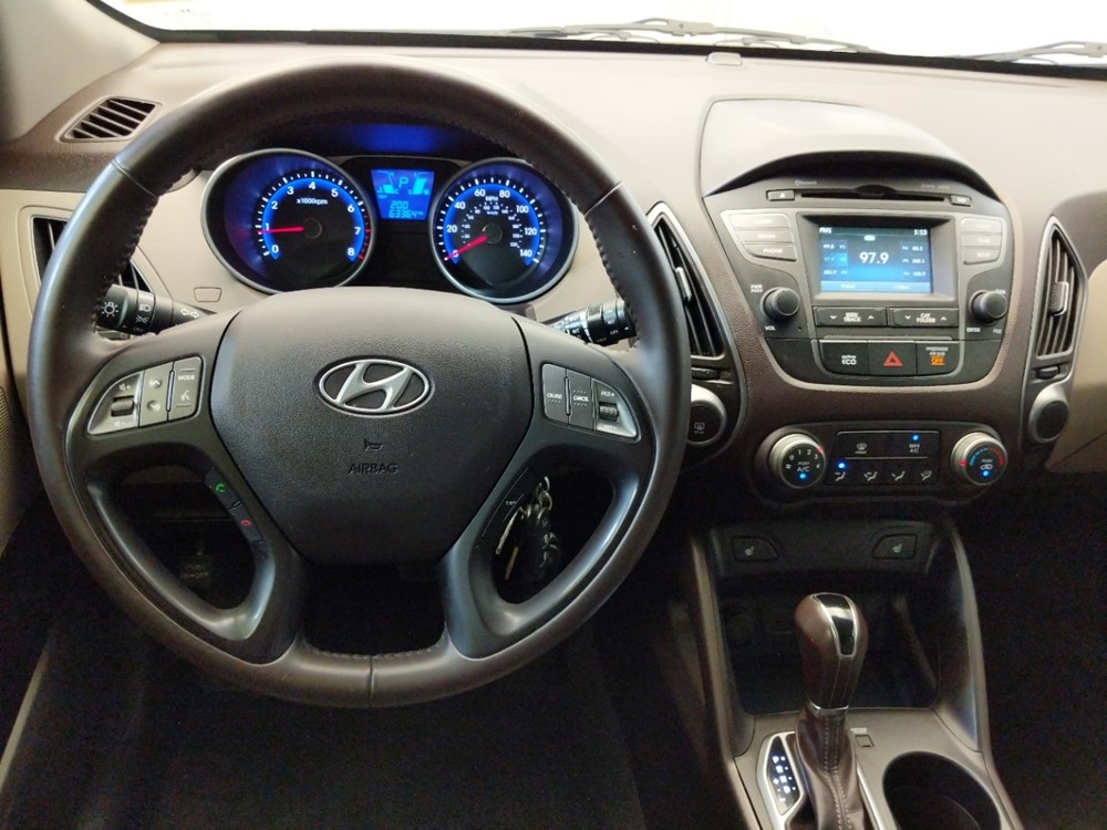 2014 Hyundai Tucson - Driver Dash