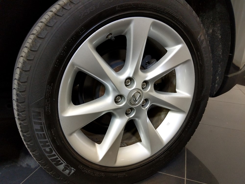 2010 Lexus RX 350 - Wheel