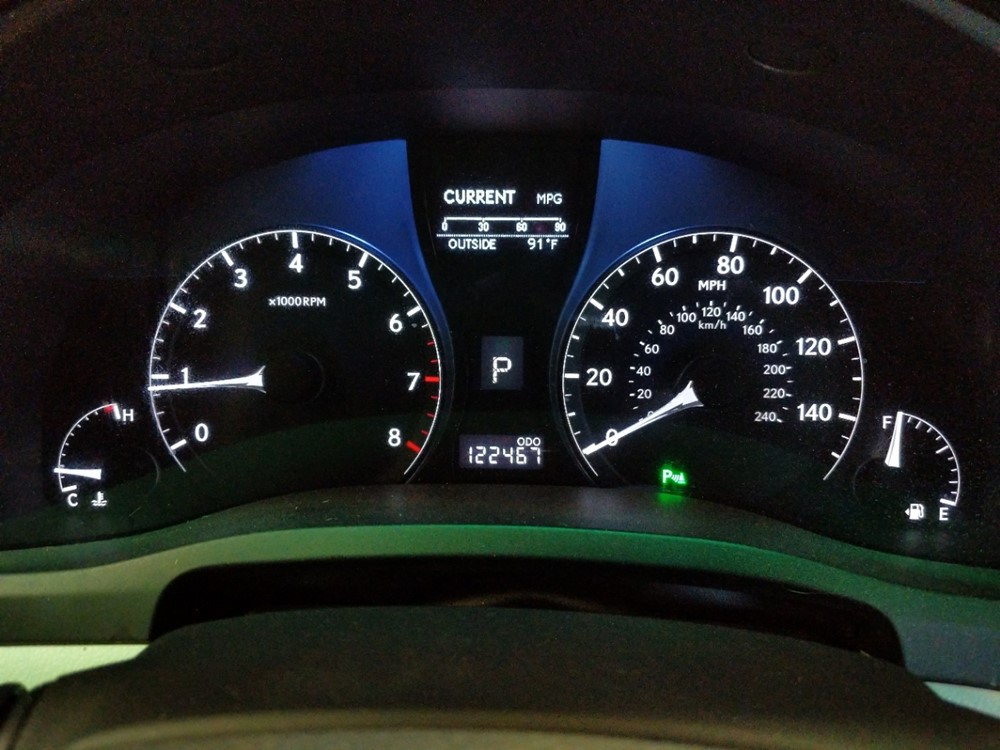 2010 Lexus RX 350 - Odometer Close Up