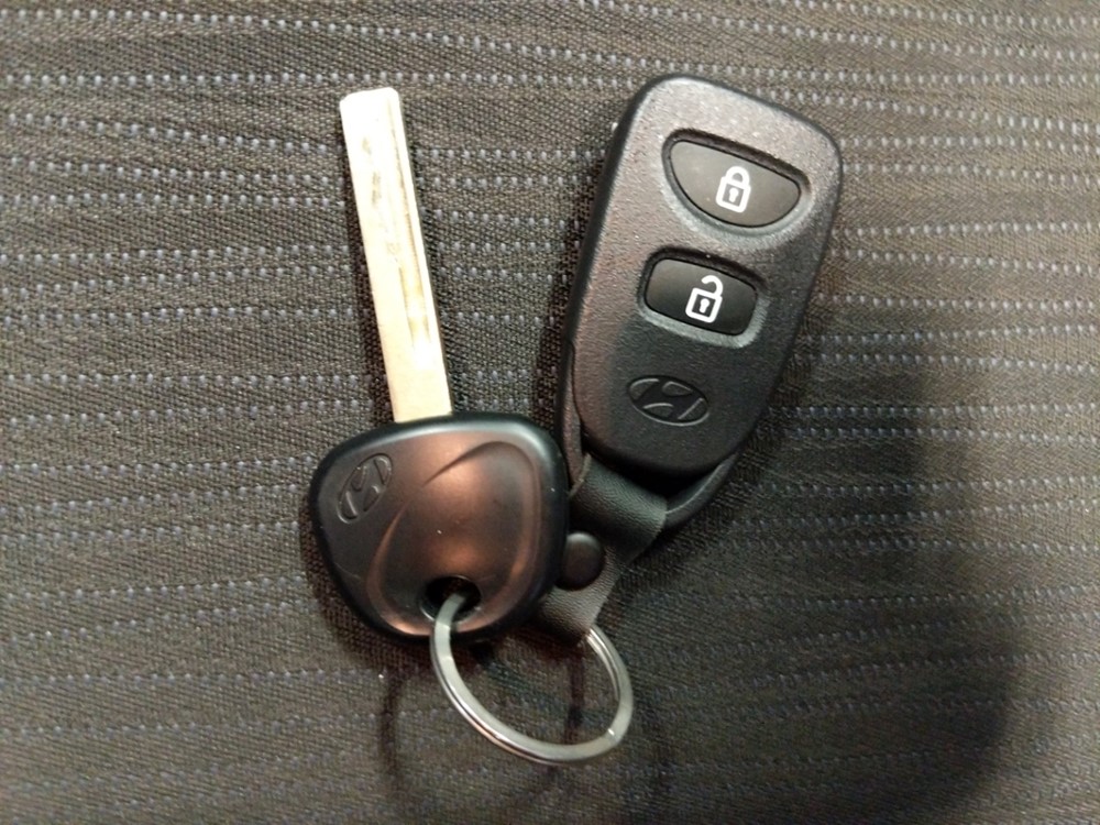 2016 Hyundai Accent - Keys