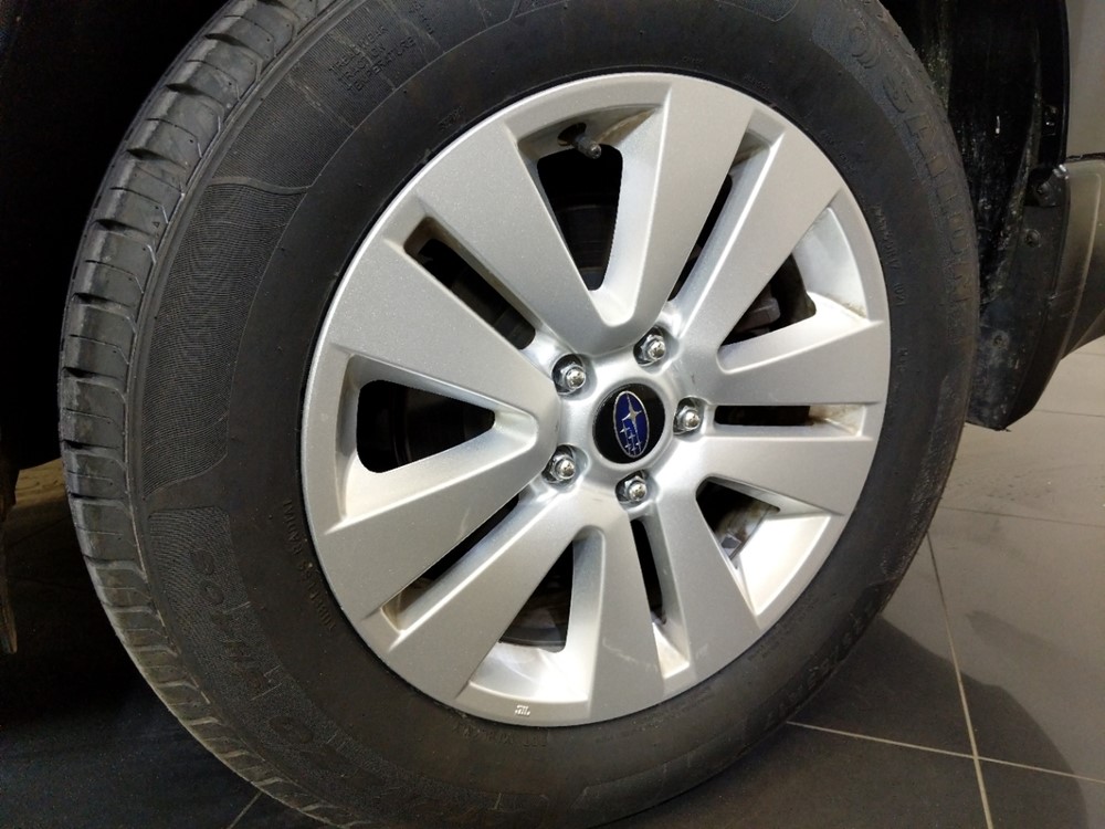 2016 Subaru Outback - Wheel