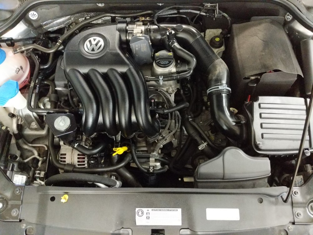 2015 Volkswagen Jetta - Engine