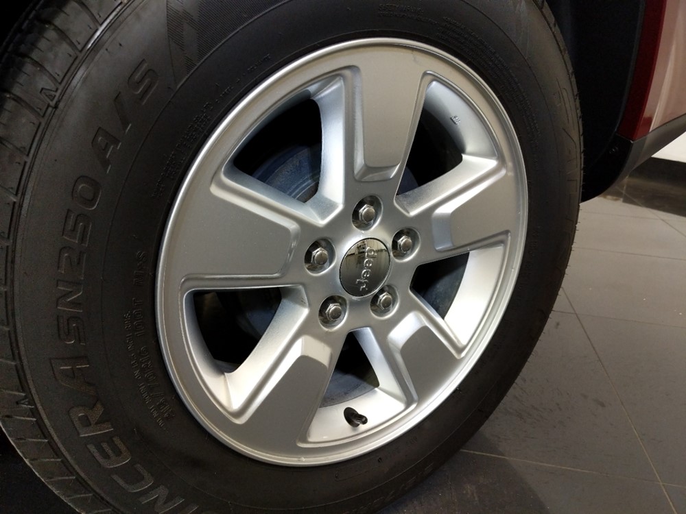 2014 Jeep Compass - Wheel