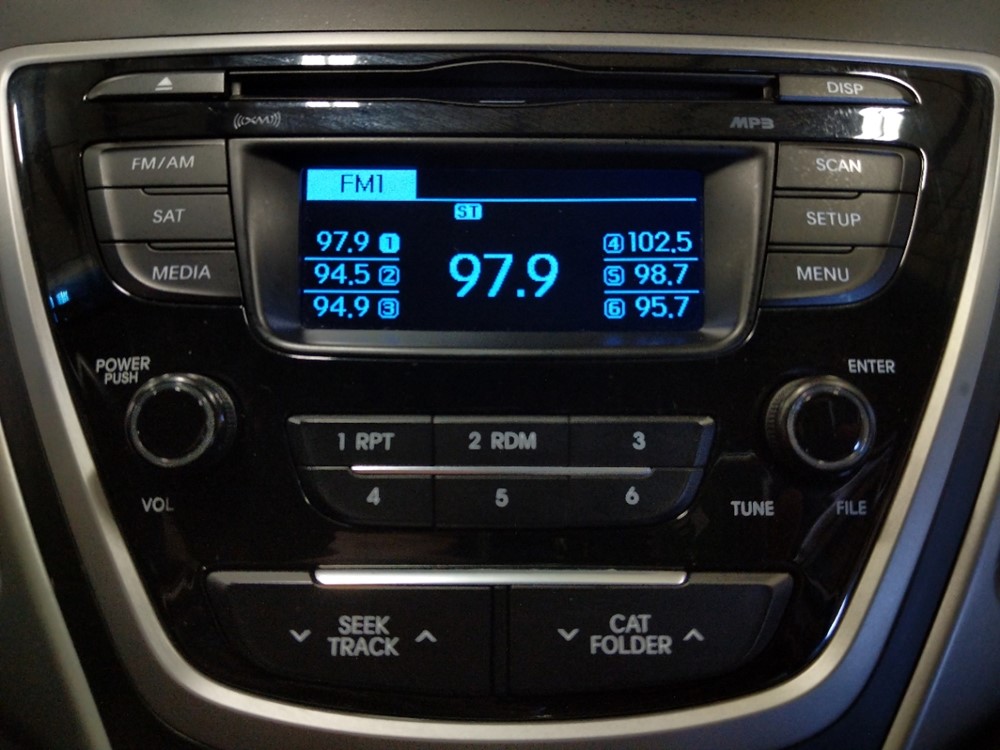 2016 Hyundai Elantra - Stereo Package