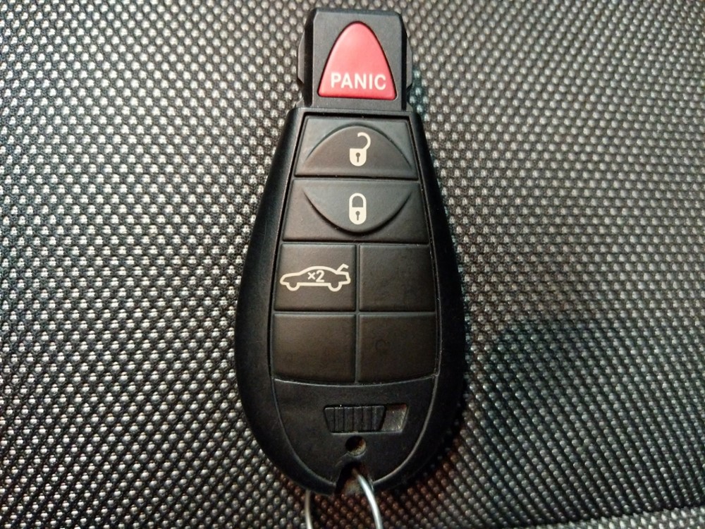 2013 Dodge Challenger - Keys