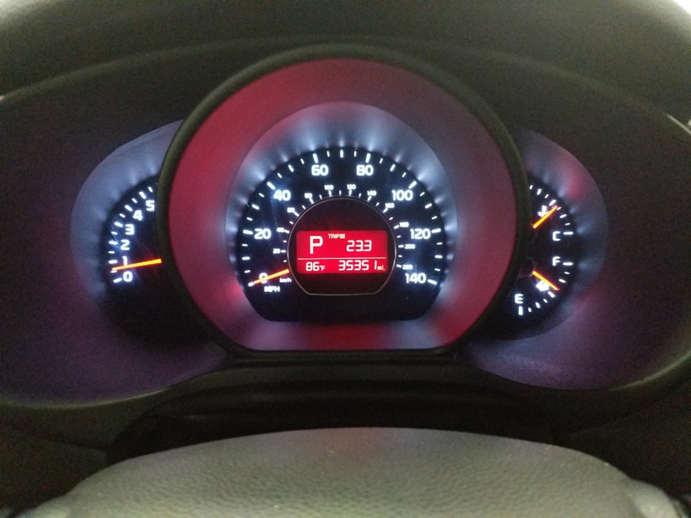 2015 Kia Soul - Odometer Close Up