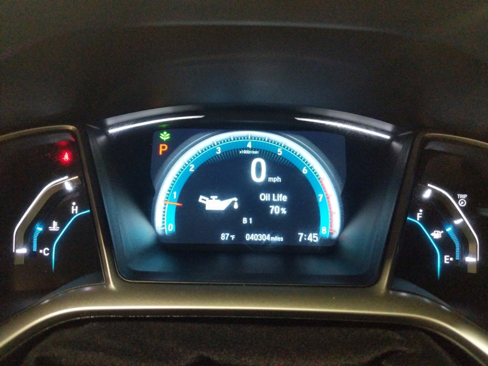 2016 Honda Civic - Odometer Close Up