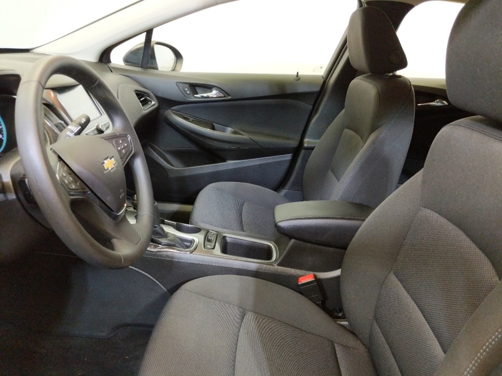 2016 Chevrolet Cruze - Driver Front Seat