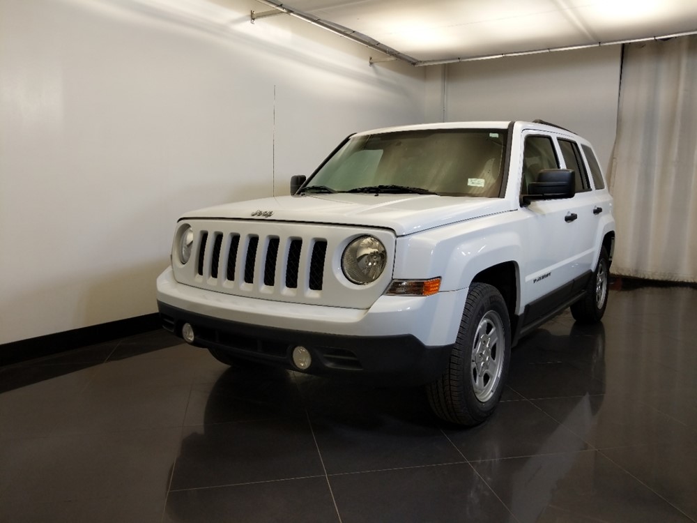 2015 Jeep Patriot - Driver Front Bumper