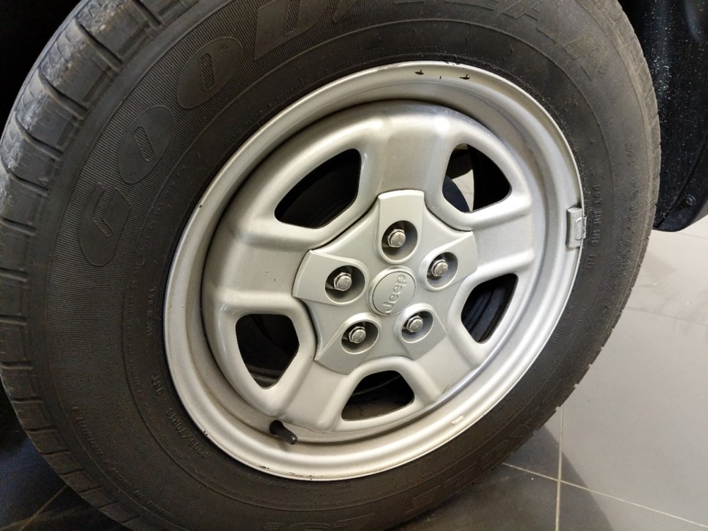 2015 Jeep Patriot - Wheel