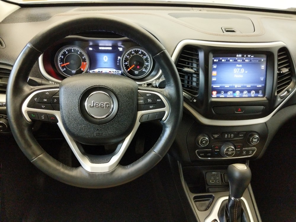 2015 Jeep Cherokee - Driver Dash