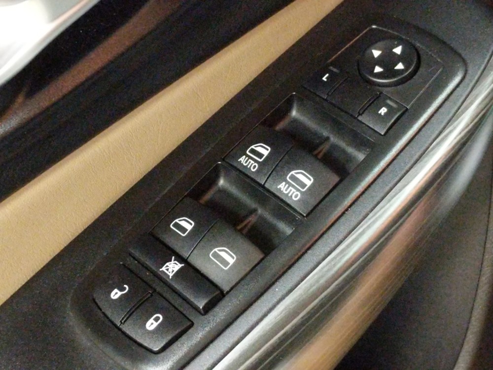 2015 Jeep Cherokee - Driver Power Windows/Lock Control