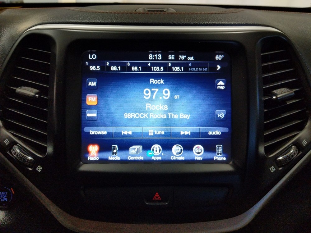 2015 Jeep Cherokee - Stereo Package