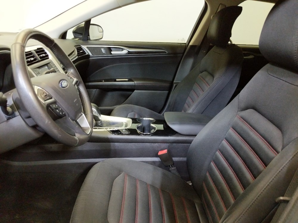 2014 Ford Fusion - Driver Front Seat