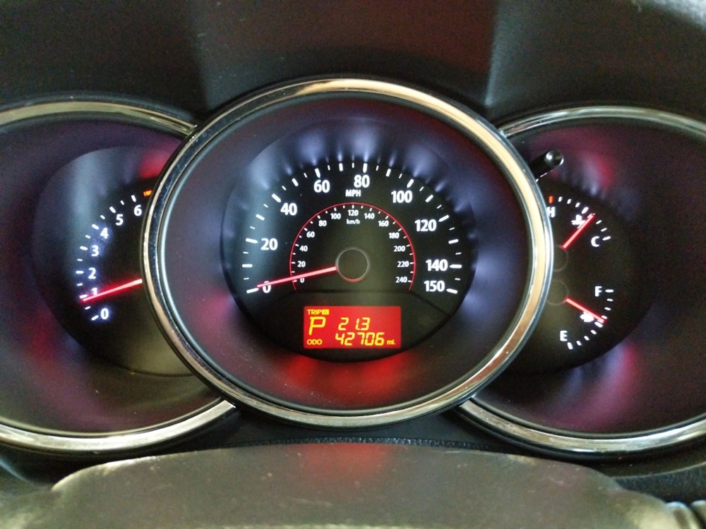 2012 Kia Sorento - Odometer Close Up