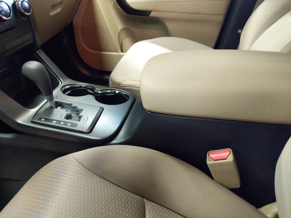 2012 Kia Sorento - Center Console/Cup Holders