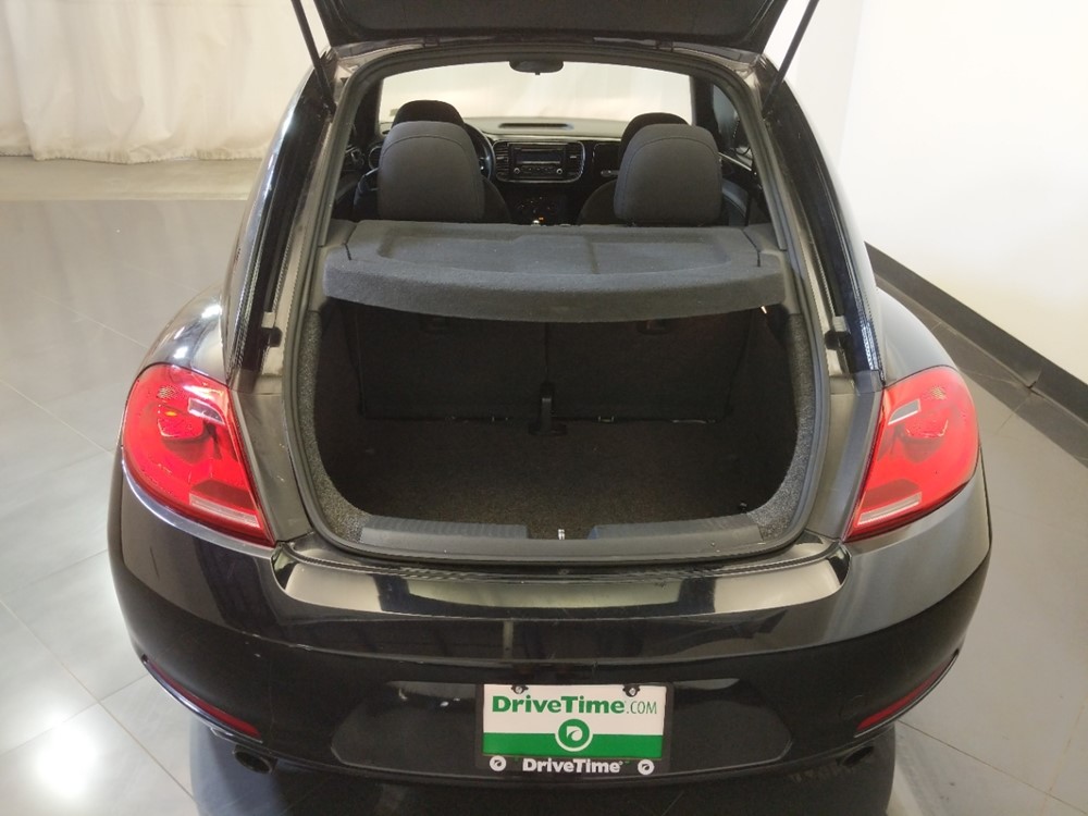 2012 Volkswagen Beetle - Trunk