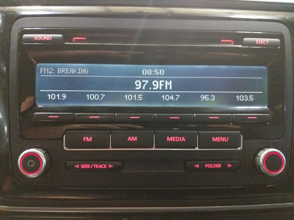 2012 Volkswagen Beetle - Stereo Package