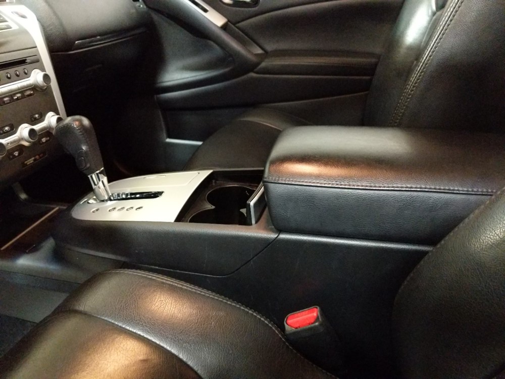 2013 Nissan Murano - Center Console/Cup Holders