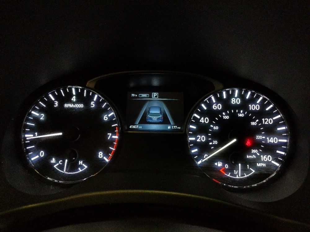 2017 Nissan Pathfinder - Odometer Close Up