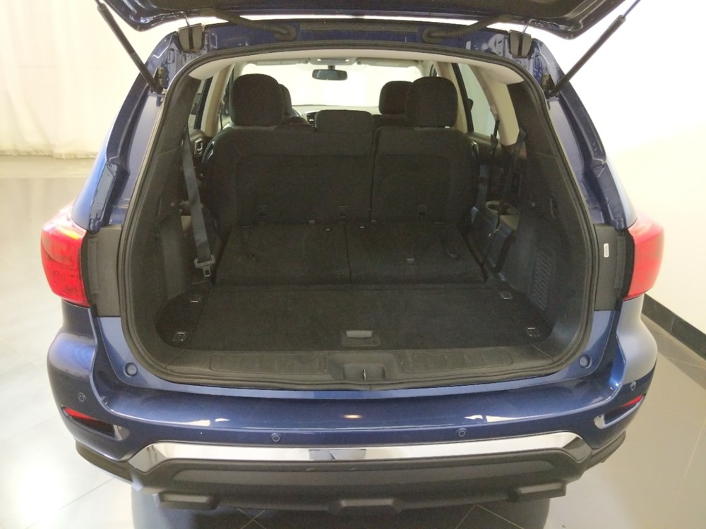 2017 Nissan Pathfinder - Trunk