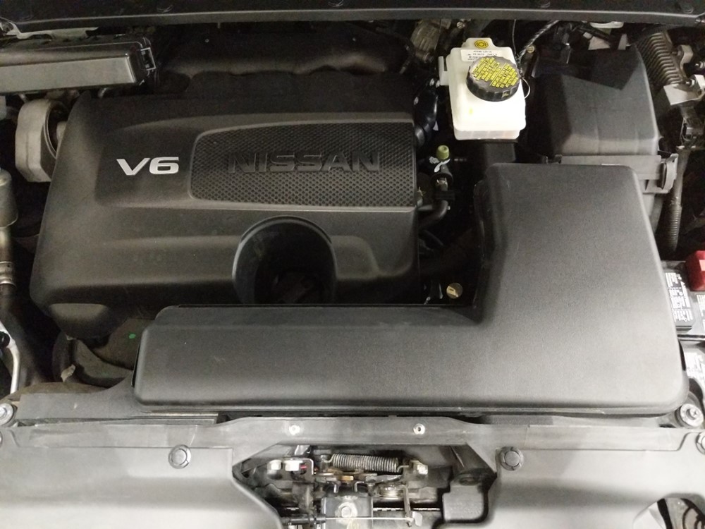 2017 Nissan Pathfinder - Engine