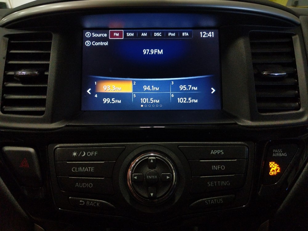 2017 Nissan Pathfinder - Stereo Package
