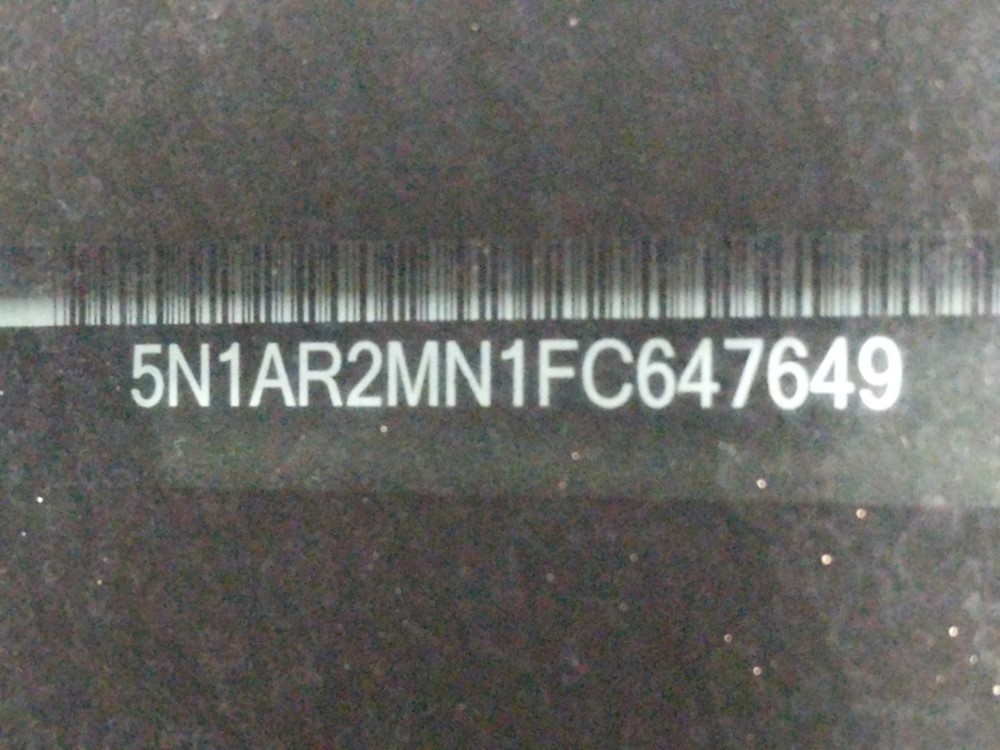 2015 Nissan Pathfinder - VIN Plate