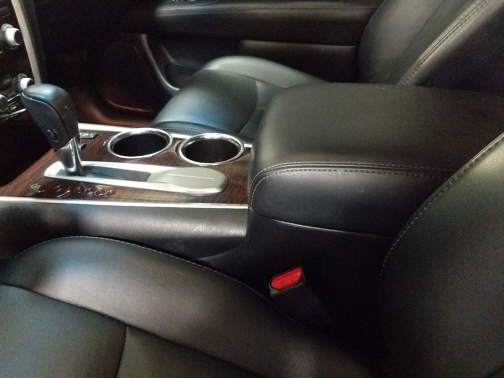 2015 Nissan Pathfinder - Center Console/Cup Holders
