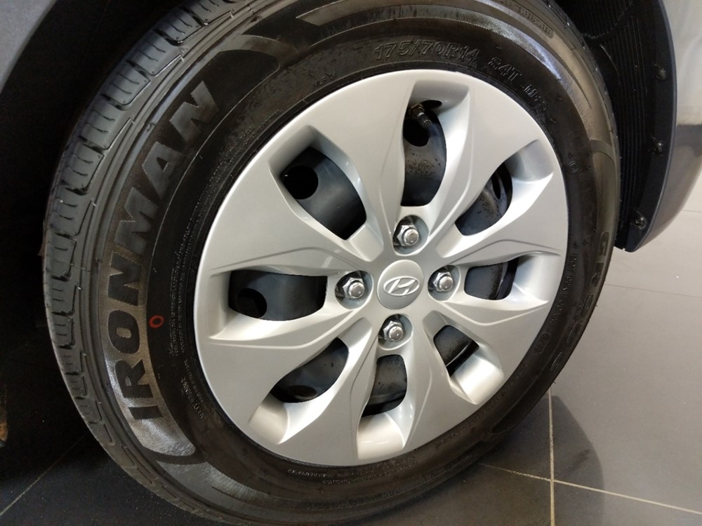 2017 Hyundai Accent - Wheel