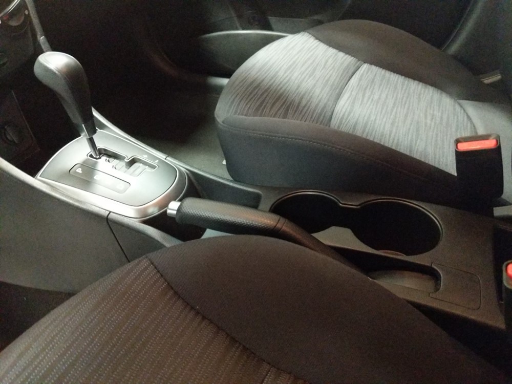2017 Hyundai Accent - Center Console/Cup Holders