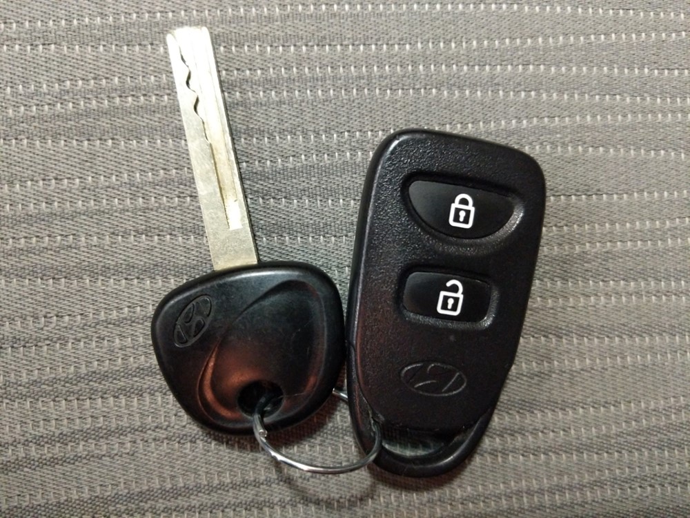 2017 Hyundai Accent - Keys