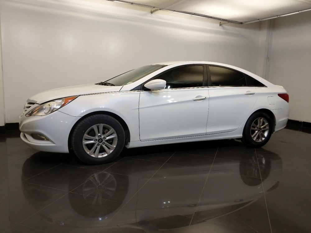 2013 Hyundai Sonata - Driver Front Side