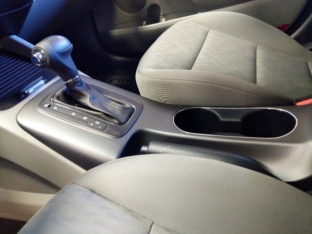 2015 Kia Forte - Center Console/Cup Holders