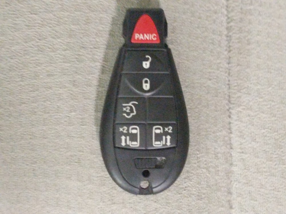 2015 Dodge Grand Caravan - Keys