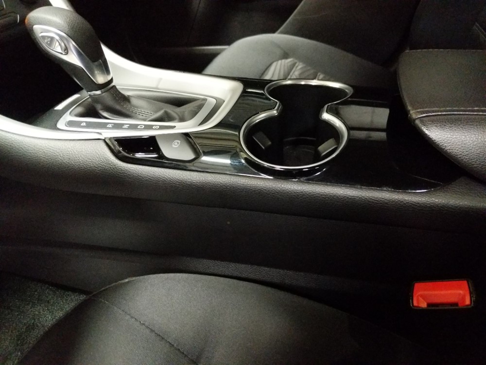 2016 Ford Fusion - Center Console/Cup Holders