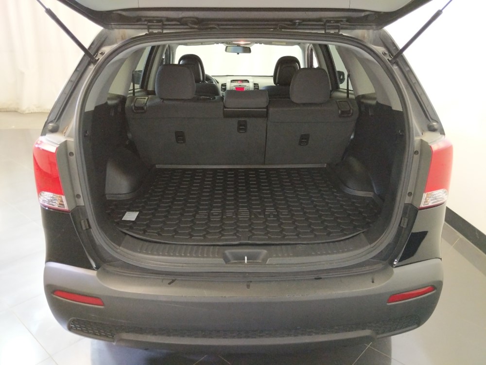 2012 Kia Sorento - Trunk