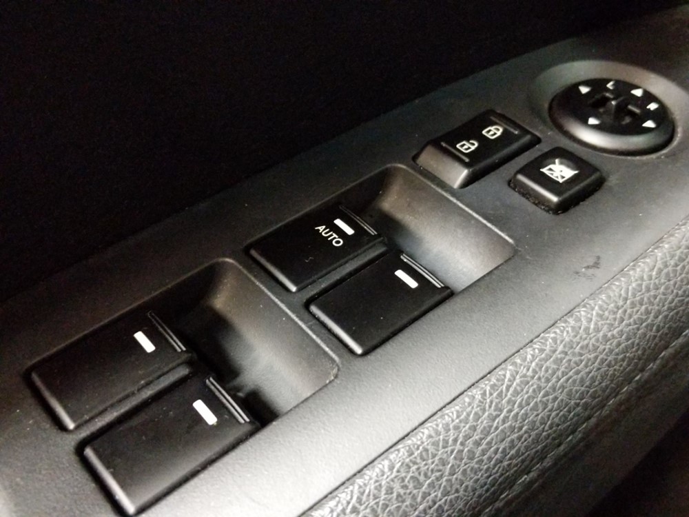 2012 Kia Sorento - Driver Power Windows/Lock Control
