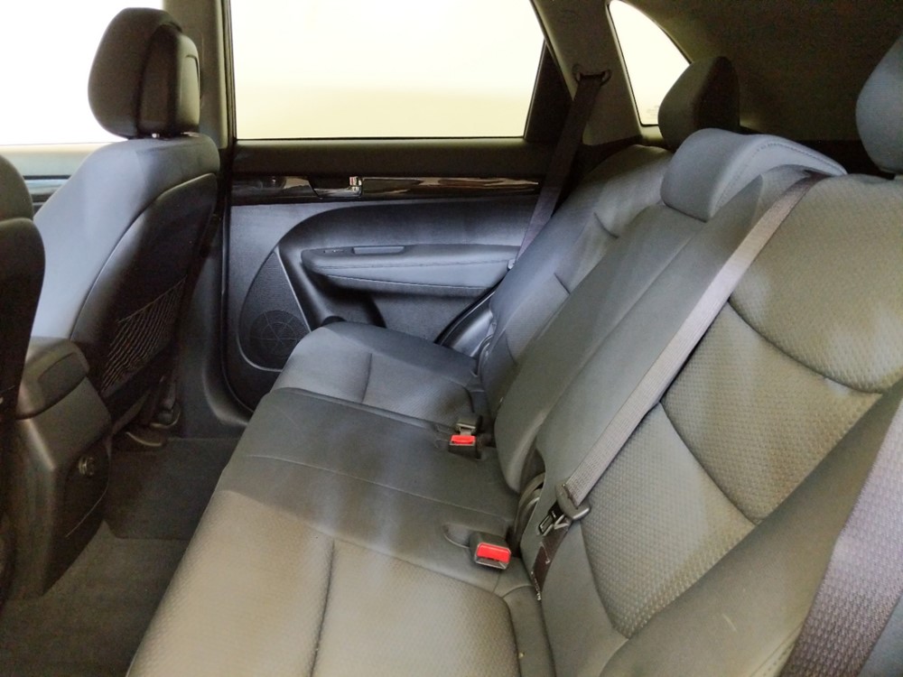 2012 Kia Sorento - Driver Rear Seat