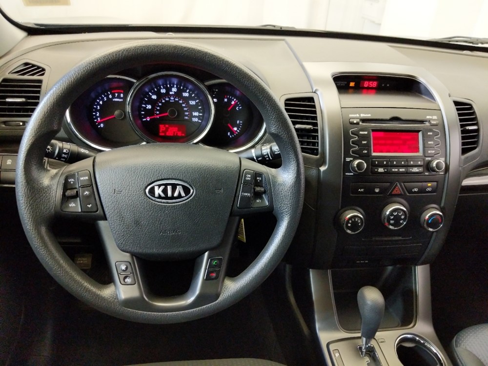 2012 Kia Sorento - Driver Dash