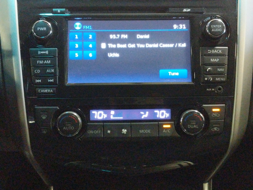 2013 Nissan Altima - Stereo Package