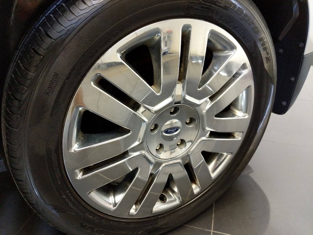 2010 Ford Edge - Wheel