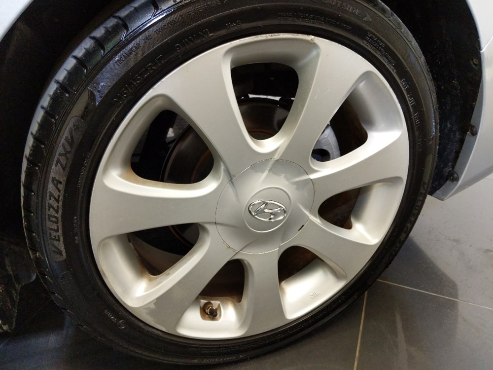 2013 Hyundai Elantra - Wheel