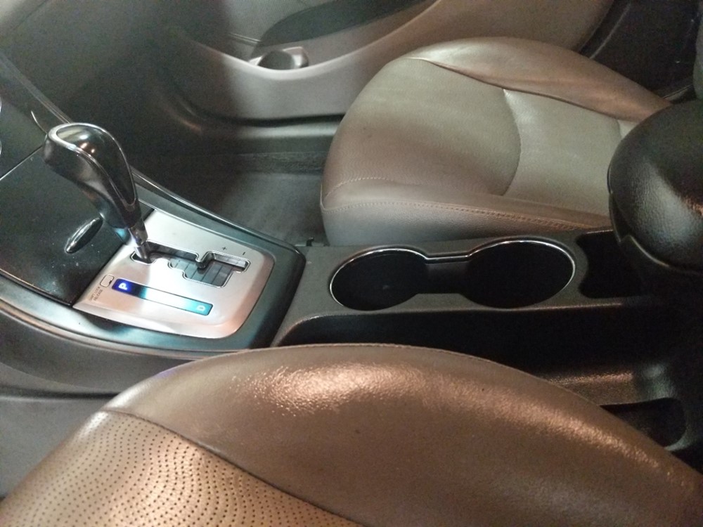 2013 Hyundai Elantra - Odometer Close Up