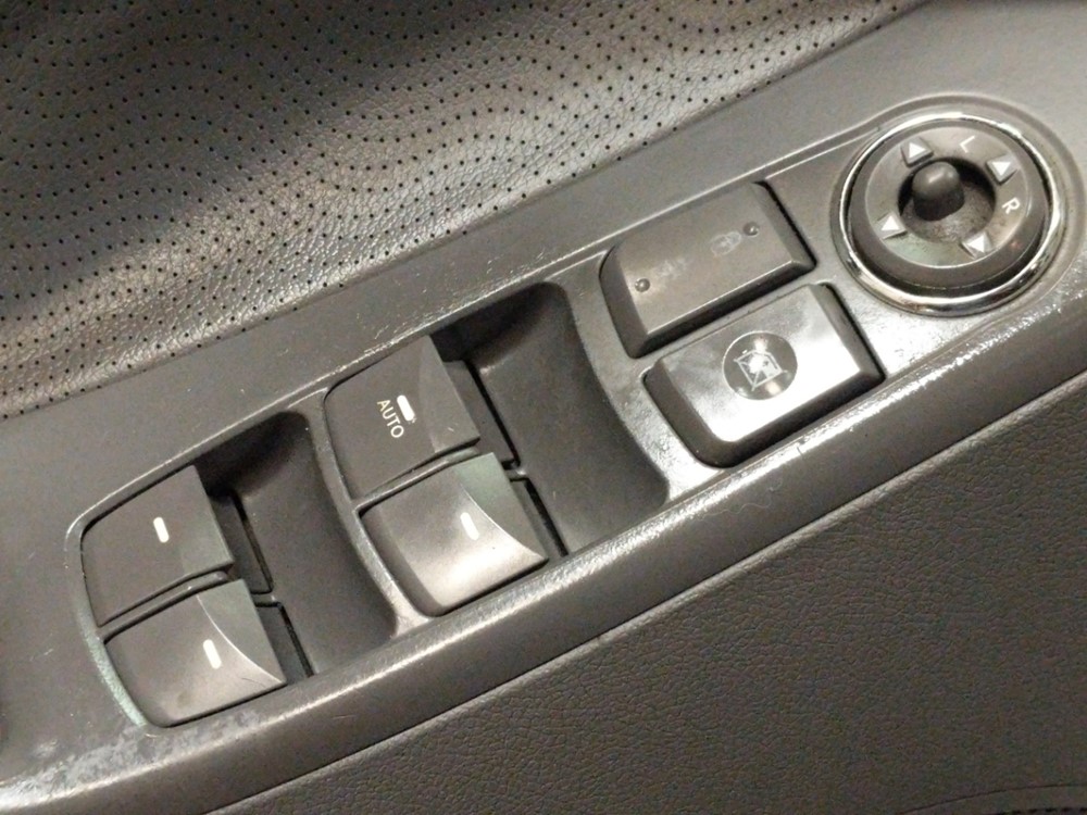 2013 Hyundai Elantra - Driver Power Windows/Lock Control